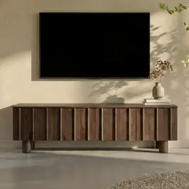 Tv meubel met latjes bij LUMZ
