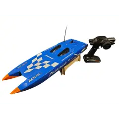 Tweedehands Thunder Tiger Desperado brushless boot bij TopRC