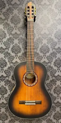 Valencia VC-404 HSB classic guitar 4/4 bij Rock City Guitar Shop