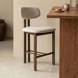 Wabi Sabi barkruk bij LUMZ