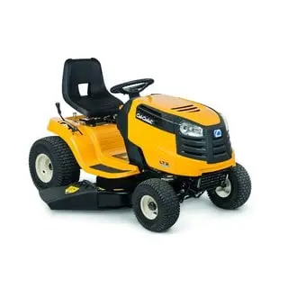Zitmaaier Cub Cadet LT2 NS92 bij De Gazonmaaier