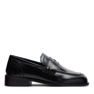 Zwarte leren penny loafers bij Sacha