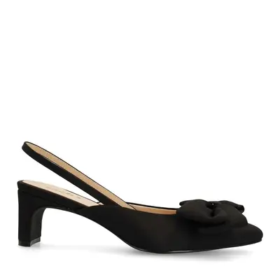 Zwarte slingback pumps met strik bij Sacha