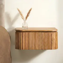 Zwevend nachtkastje hout ribbels bij LUMZ
